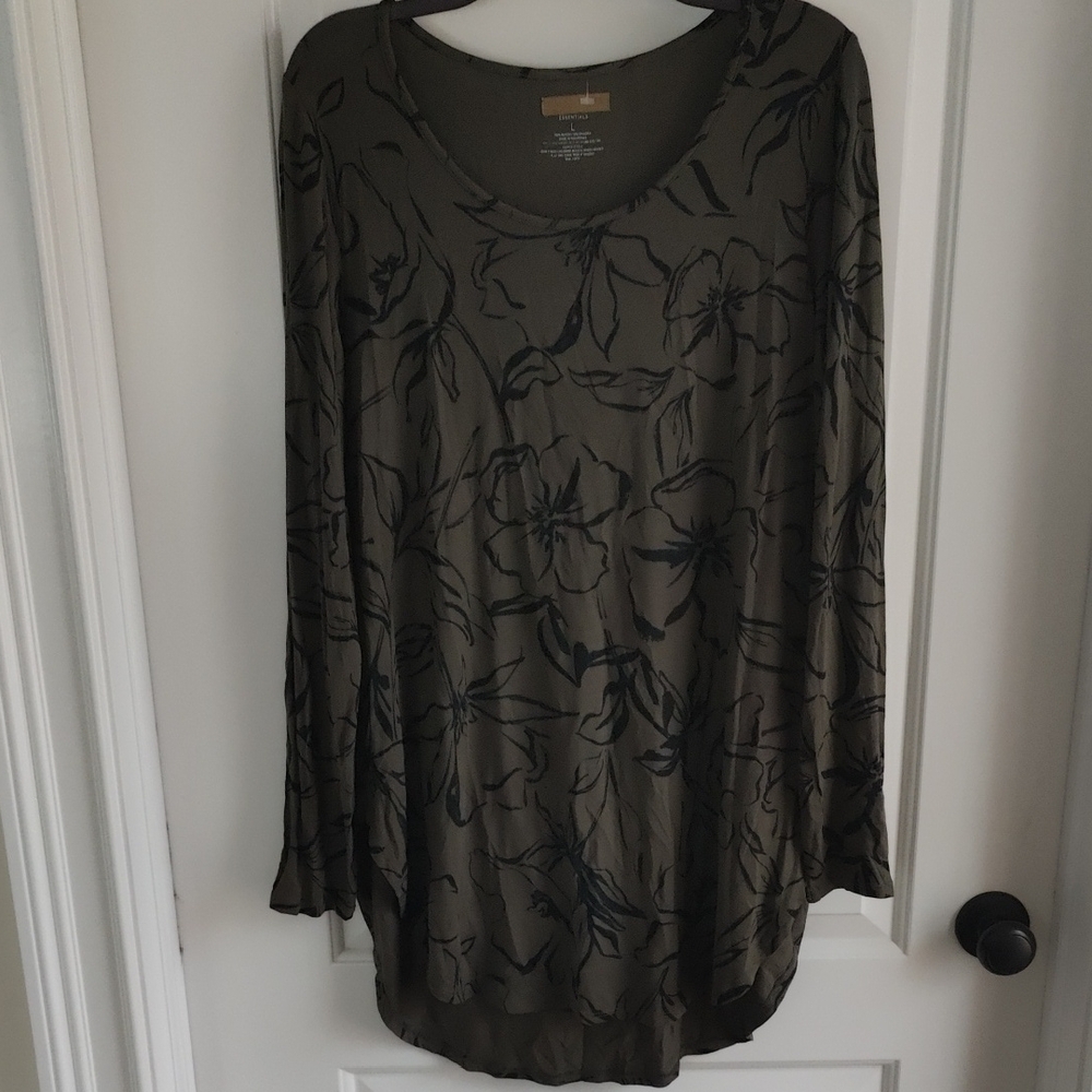 Essentials Floral Long Sleeve Tunic Top